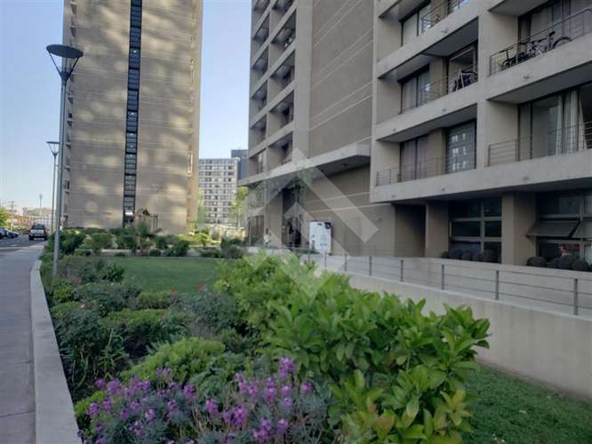 Excelente departamento en venta de 1 dorm. en Santiago