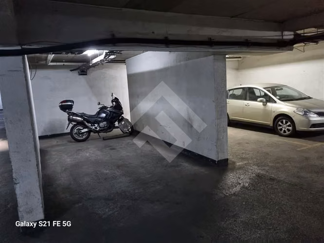 Estacionamiento en venta en Santiago
