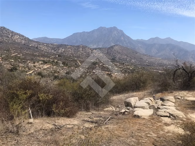 Parcela en venta en Hijuelas
