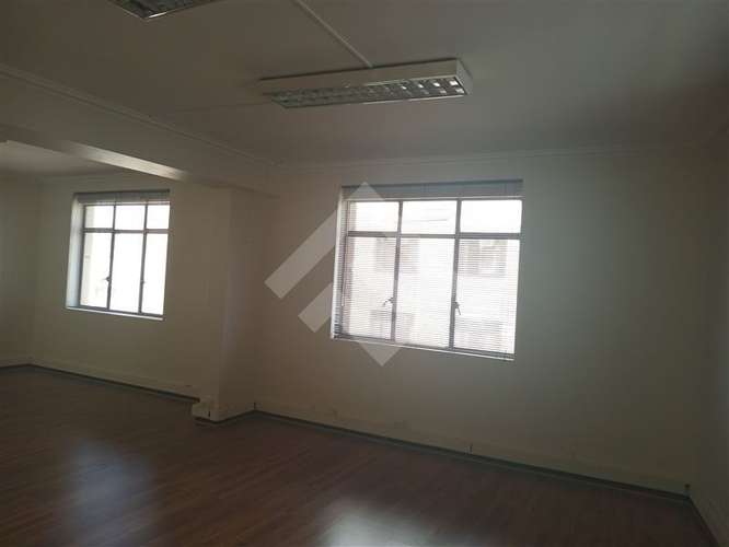 Oficina en arriendo en Santiago - Imagen 3