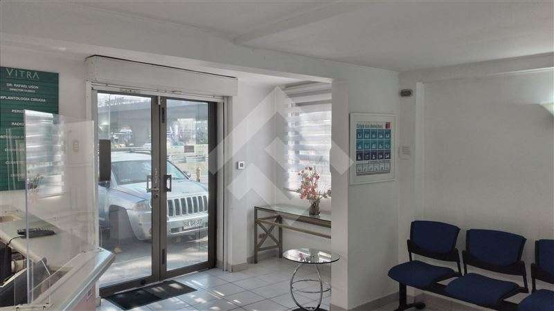 Local Comercial en Venta en Las Condes