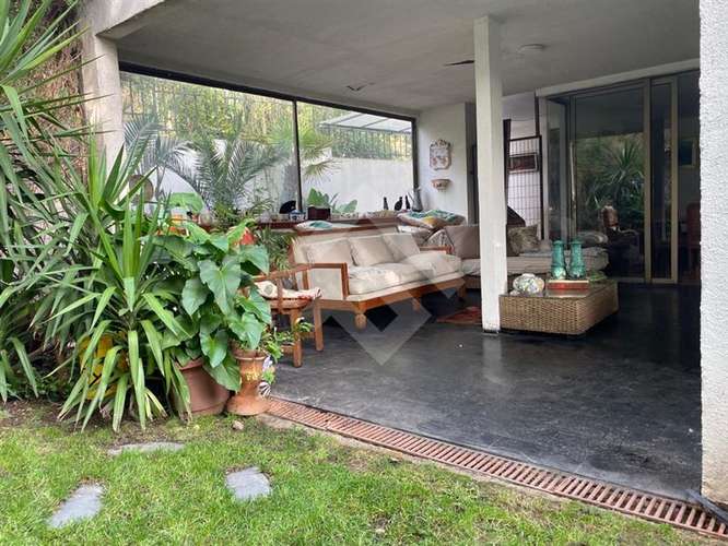 Casa en venta de 3 dorm. en La Reina. 3 dormitorios + servic - Imagen 3