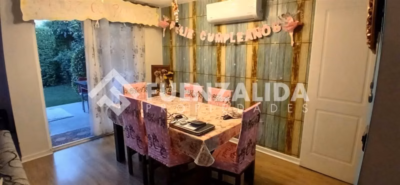 Casa en venta de 4 dorm. Laguna de Condores en San Bernardo