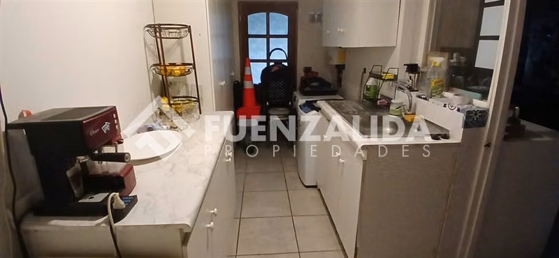 Casa en venta de 4 dorm. Laguna de Condores en San Bernardo
