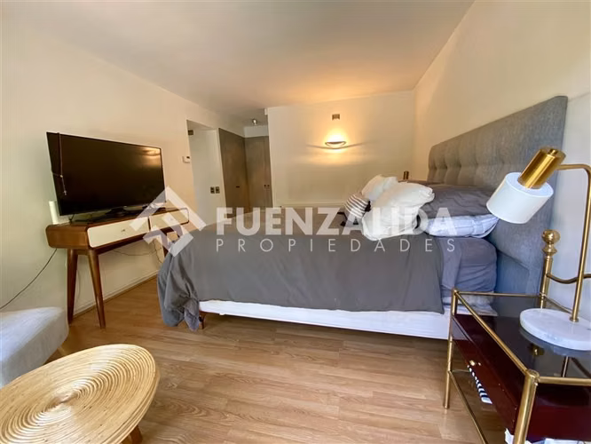 Casa en venta de 4 dorm. en Lo Barnechea