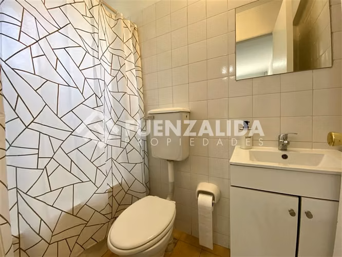 Casa en venta de 4 dorm. en Lo Barnechea