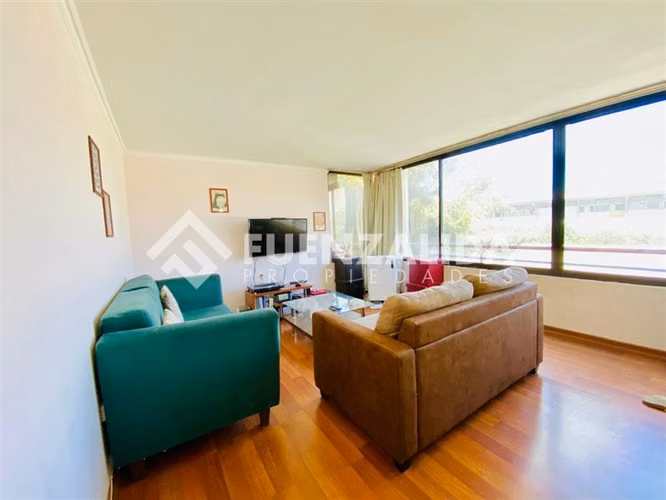 Departamento en venta de 2 dorm. Lo Barnechea The Southland