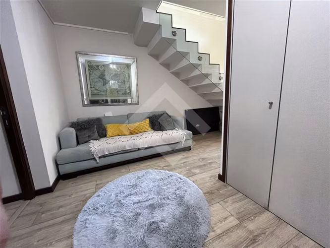 Dpto triplex en venta de 3 dorm.mas servicios en La Dehesa