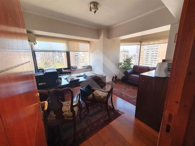 Oficina en venta en Providencia