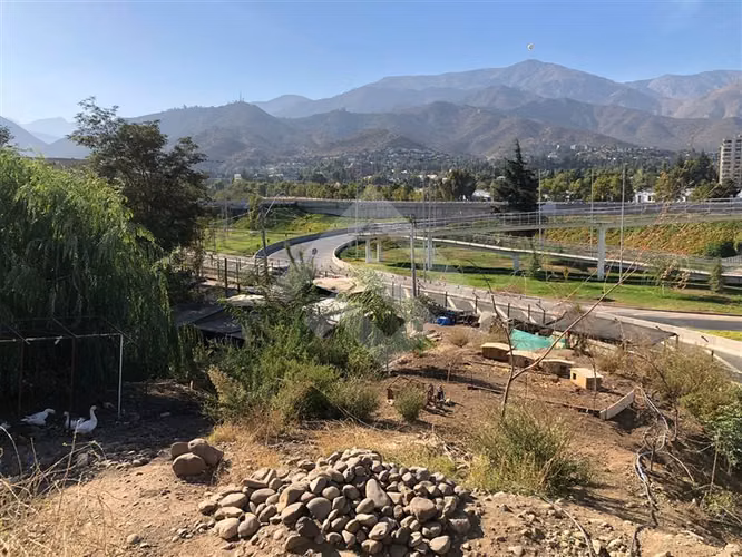 Oportunidad terreno de 1000m2 comercial venta Lo Barnechea