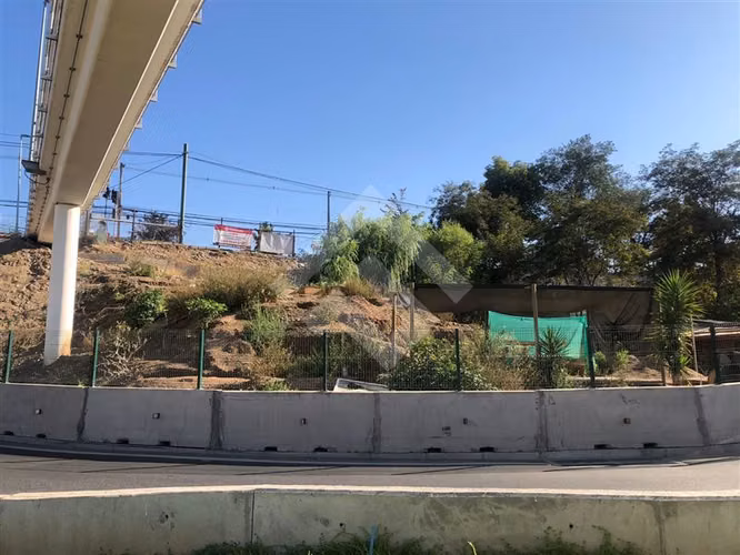 Oportunidad terreno de 1000m2 comercial venta Lo Barnechea