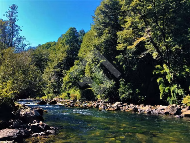 Sitio en Venta en Pucón