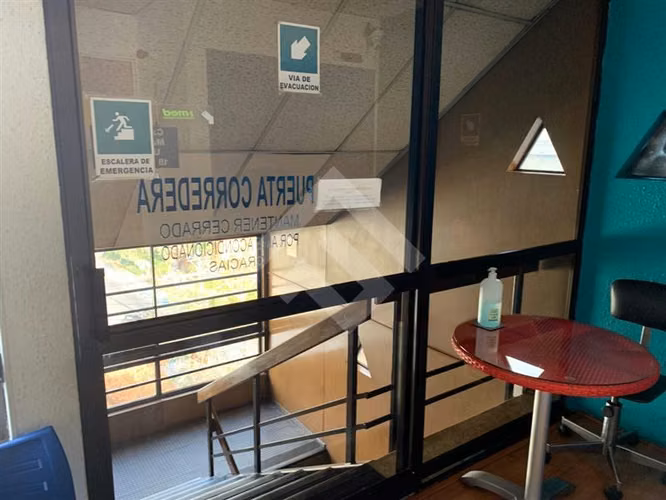 Oficina en venta metro Pedro de Valdivia en Providencia
