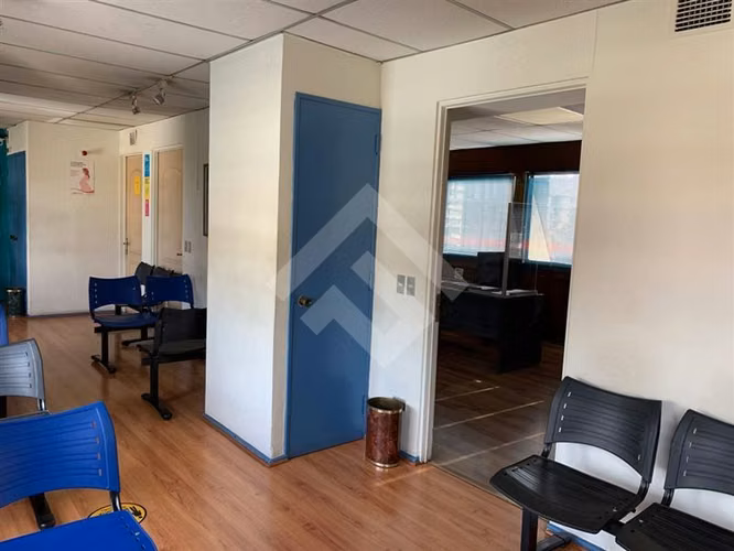 Oficina en venta metro Pedro de Valdivia en Providencia