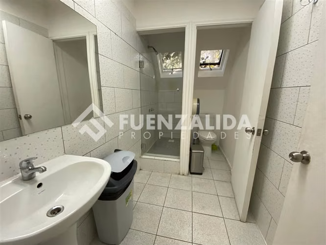 Oficina en arriendo en Las Condes Alcantara