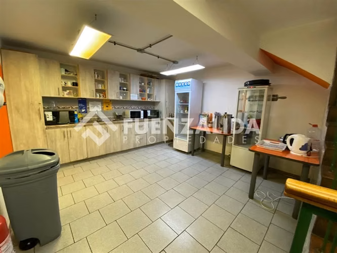 Oficina en arriendo en Las Condes Alcantara
