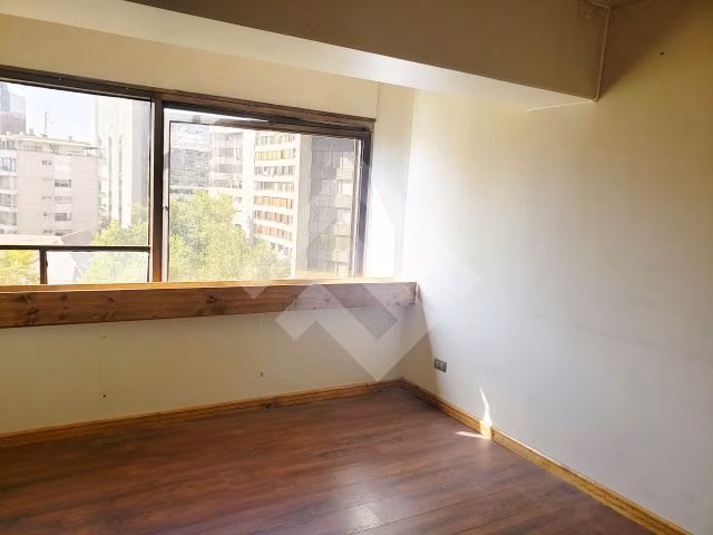 Oficina en venta en Providencia