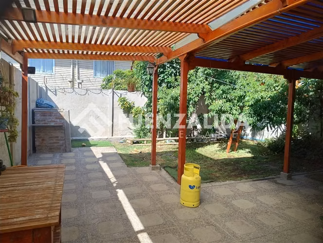 Casa en venta de 4 dorm. en Puente Alto