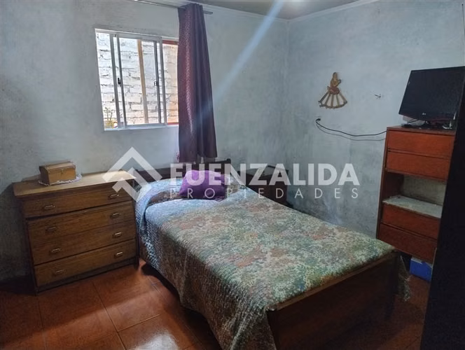 Casa en venta de 3 dorm. en La Florida