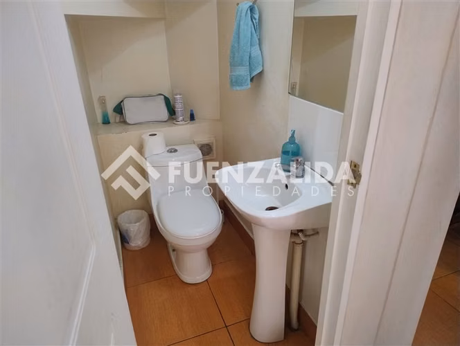 Casa en venta de 4 dorm. en La Florida