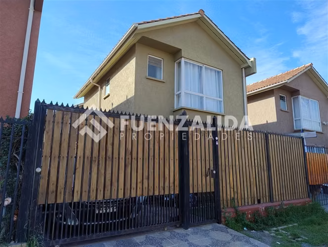 Casa en venta de 3 dorm. en San Bernardo - Imagen 1