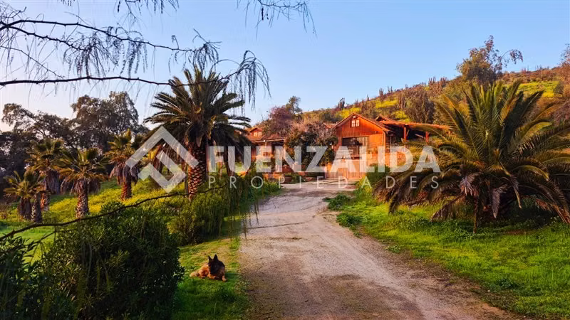 Casa en venta de 8 dorm. en Lampa