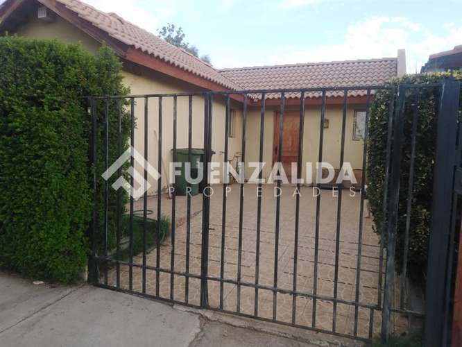Casa en venta de 3 Dorm. 2 Baños en Puente Alto