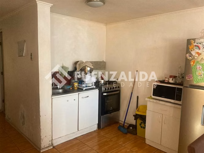 Casa en venta de 3 dorm. 1 baño, La Granja