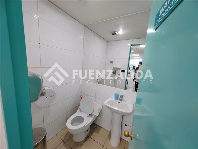 Local Comercial en arriendo en Providencia - Imagen 13