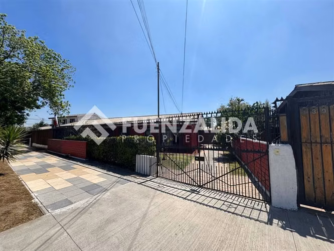 Casa en venta de 4 dorm. en San Joaquín - Imagen 2