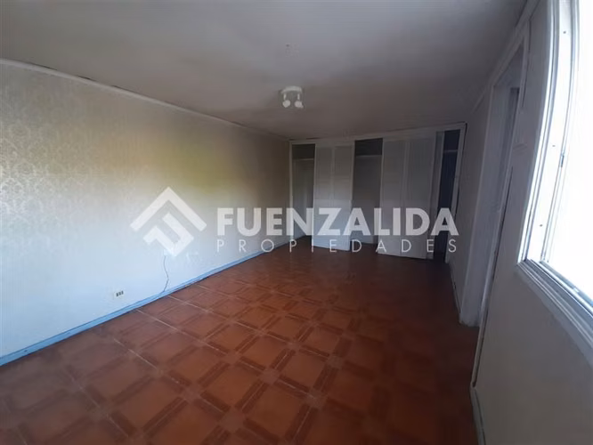 Casa en venta de 4 dorm. en San Joaquín
