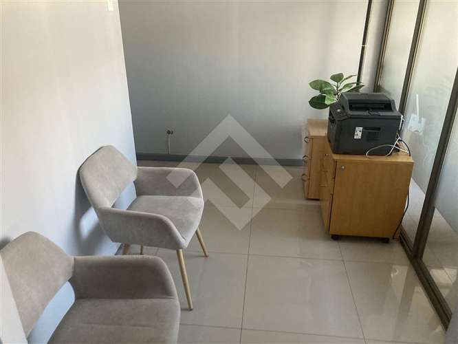 Oficina en venta Huérfanos con Ahumada Santiago