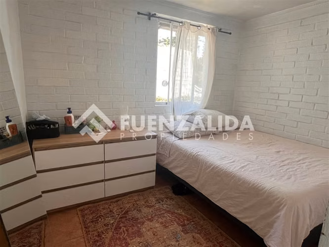 Casa en venta de 4 dorm. en La Reina