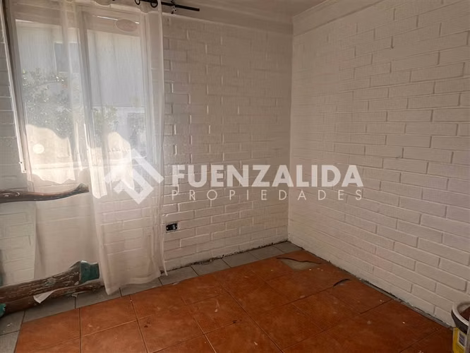 Casa en venta de 4 dorm. en La Reina