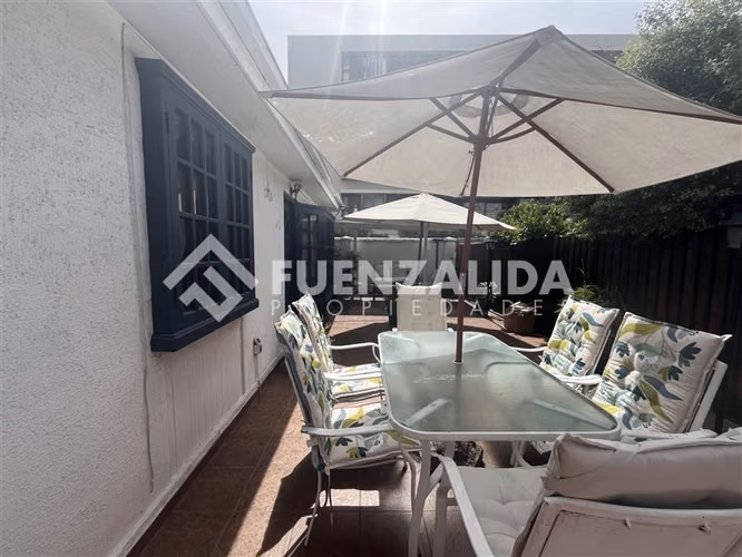 Casa en venta de 3 dorm. en Ñuñoa