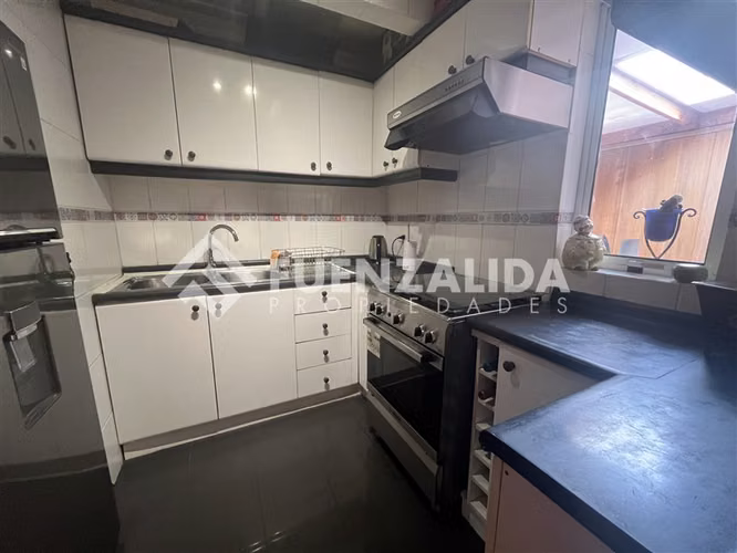 Casa en venta de 3 dorm. en Ñuñoa