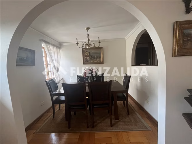 Casa en venta de 3 dorm. en Ñuñoa