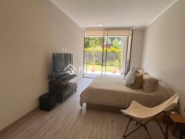 Departamento en venta de 2 dorm. en La Reina