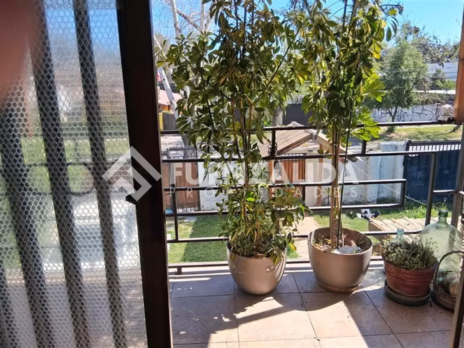 Casa en venta de 4 dorm. en La Reina