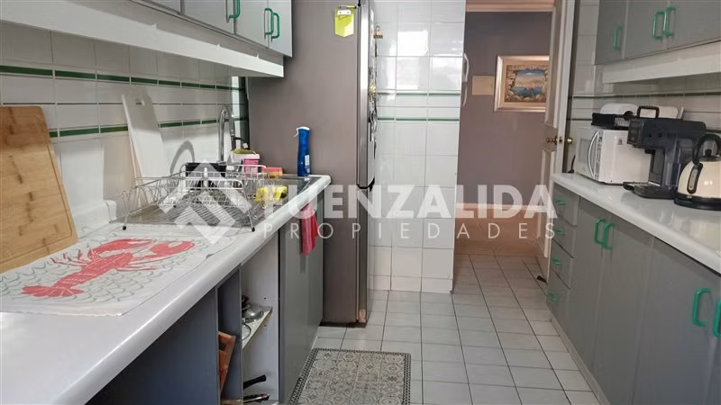 Departamento en venta de 3 dorm. en Las Condes