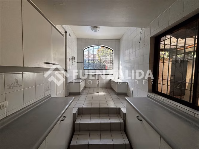 Casa en venta de 5 dorm. en La Reina
