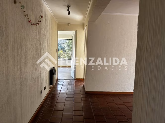 Casa en venta de 5 dorm. en La Reina