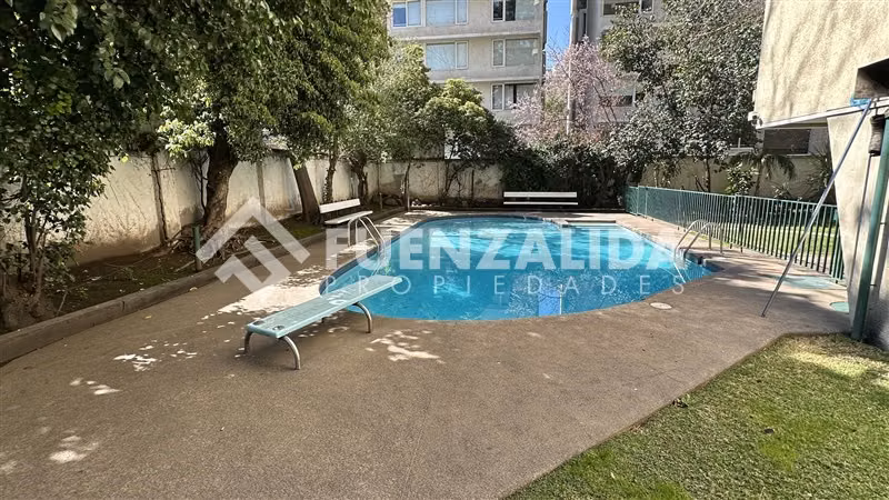 Departamento en venta de 3 dorm. en Vitacura