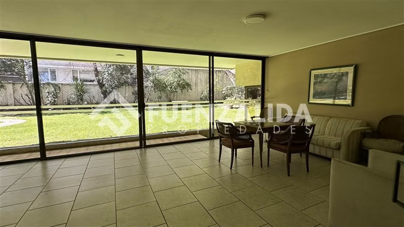 Departamento en venta de 3 dorm. en Vitacura