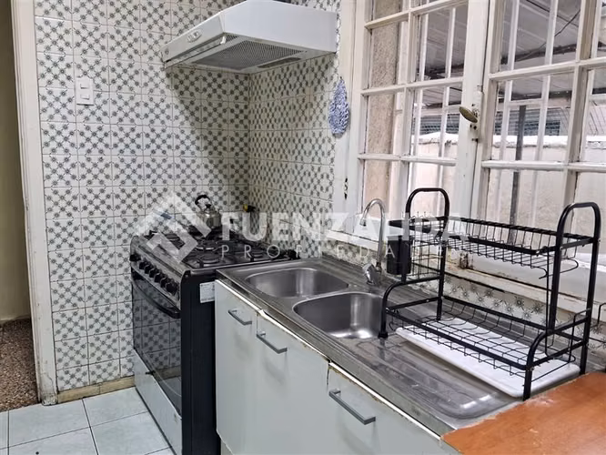 Chalet aislado en venta de 4 dorm. en Ñuñoa