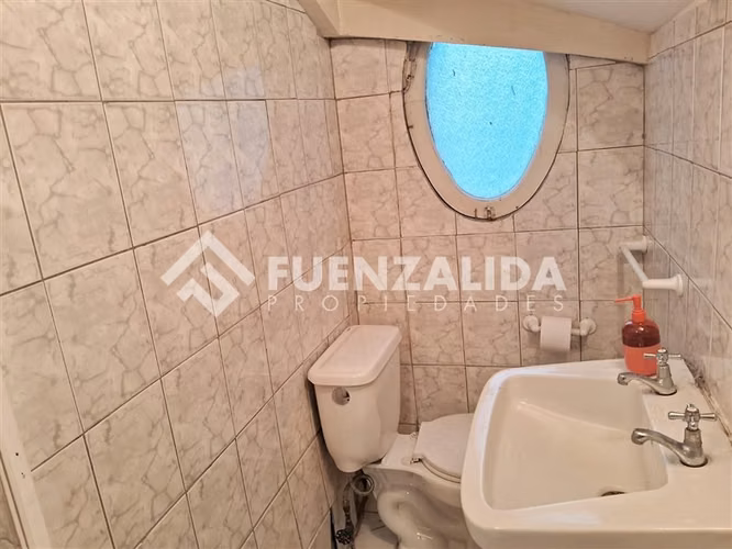 Chalet aislado en venta de 4 dorm. en Ñuñoa