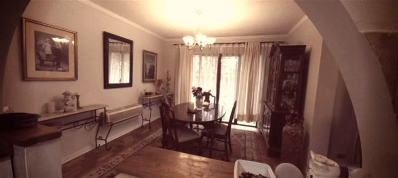 Casa en venta de 6 dorm. en La Reina