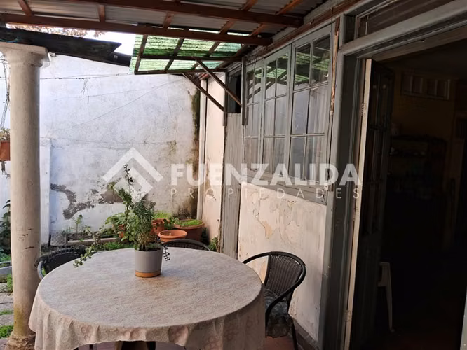 Casa fachada continua en Zona Típica de 3 dorm. en Ñuñoa