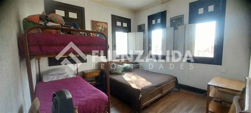 Casa en venta de 5 dorm. 6 baños en Providencia UF 16.000.