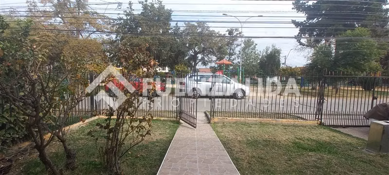 Casa en venta de 3 dorm. iluminada, gran patio en Ñuñoa - Imagen 30